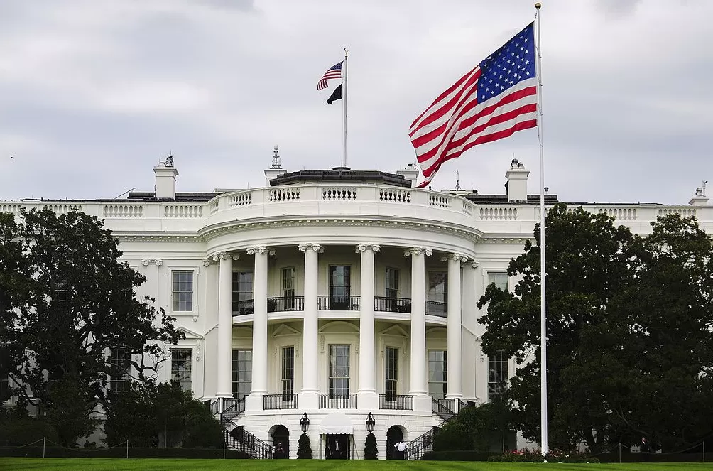 美政府要求最高法院审查废除“出生公民权”行政令合宪性-第1张图片-