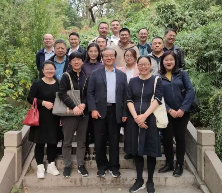 纪念︱柯伟明：怀念恩师朱荫贵-第7张图片-