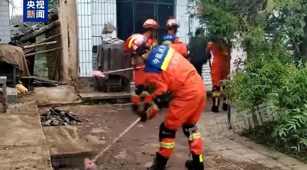 现场视频：房屋晃动吊灯摇摆，甘肃陇西地震多地震感明显-第1张图片-