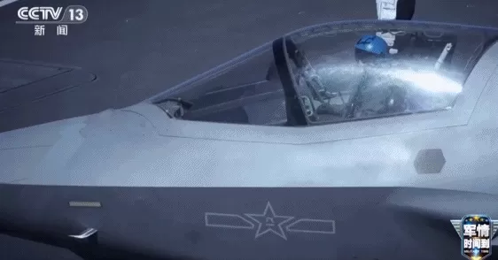 福建舰未来还会搭载哪些新型舰载机？专家解析-第2张图片-