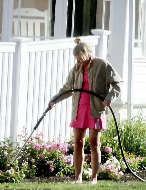 狗血反转！美CEO演唱会偷恋女高管后续：女方巨富丈夫被爆当时也在现场密会新欢？！-第12张图片-