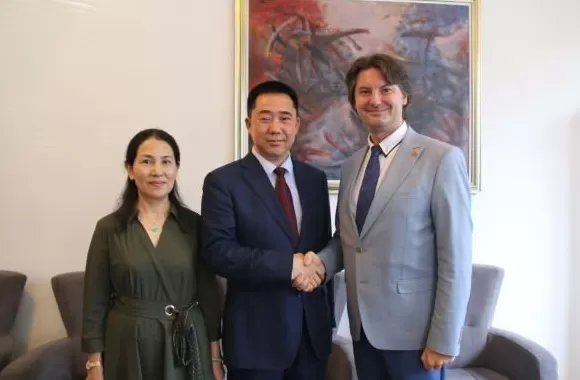张佐履新中国驻马耳他大使，曾在云南工作多年-第1张图片-