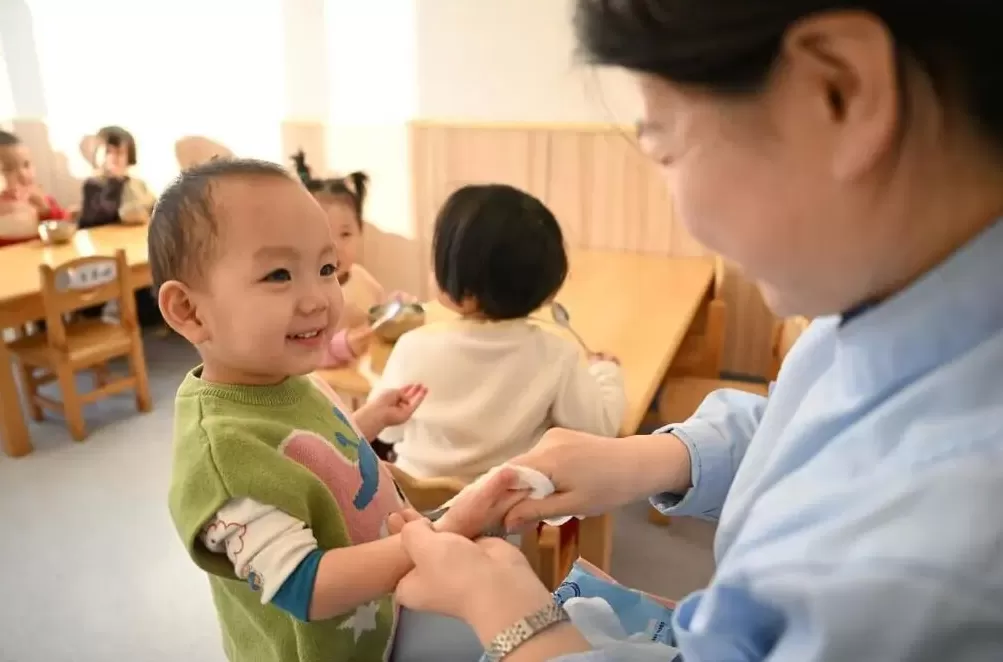 光明日报：高校开设“带娃”专业，是对社会需求的回应-第3张图片-