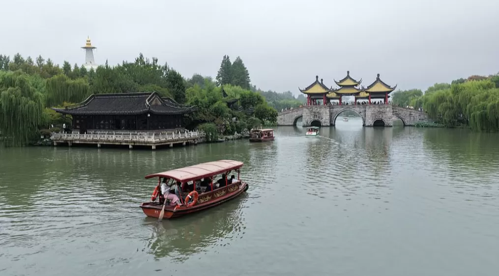 瘦西湖拟香港IPO：水上游船观光业务占总收入85%以上-第1张图片-