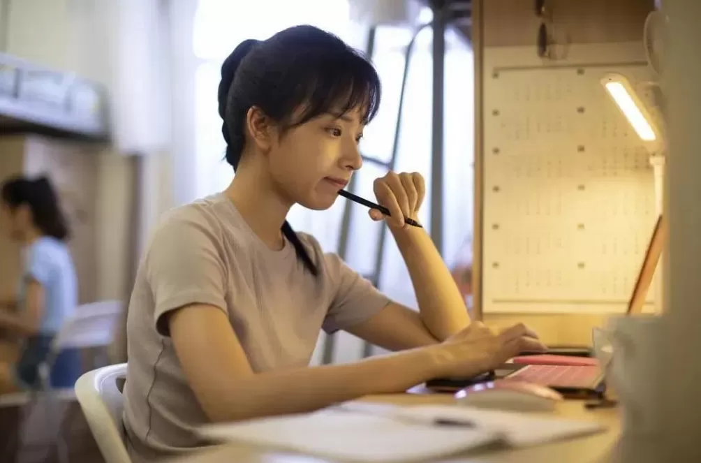 用AI匹配大学舍友：是“精准适配”还是“形式主义”？-第1张图片-