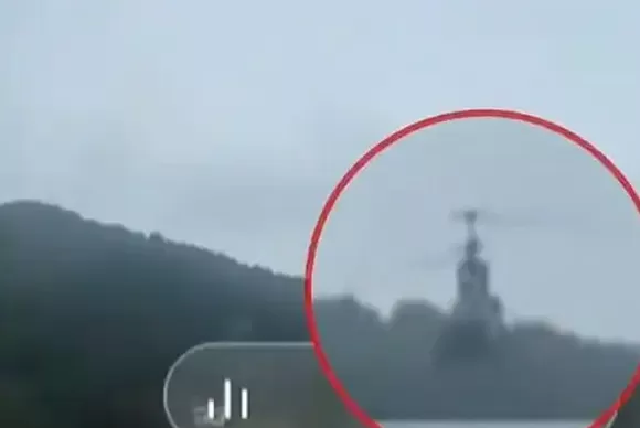 四川网红驾飞行器直播时坠毁：曾称超轻飞行器无需报备，相关部门介入-第1张图片-