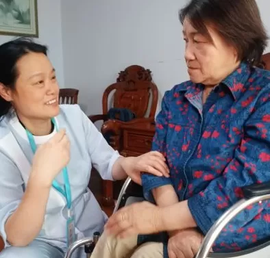 上海首个面向一线养老护理员的养老本科专业开学，首批新生324人-第2张图片-