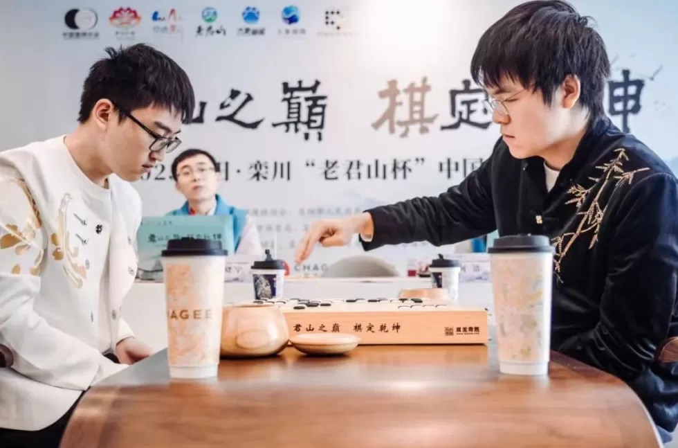 捍卫棋圣头衔泪洒赛场，柯洁还能否找回曾经的霸气-第2张图片-