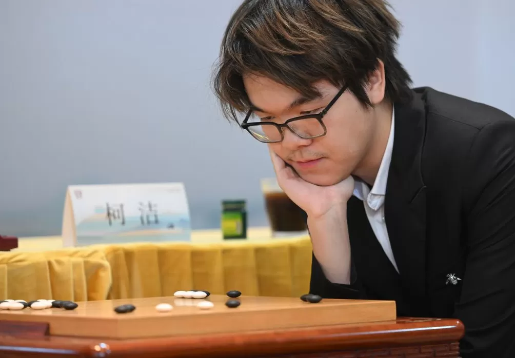 捍卫棋圣头衔泪洒赛场，柯洁还能否找回曾经的霸气-第4张图片-