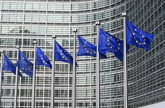 欧盟称将立即恢复对伊朗核相关制裁-第1张图片-