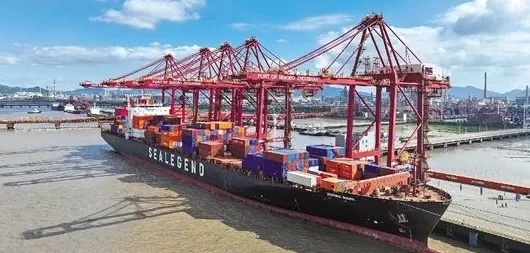 大外交｜全球首条中欧北极快航通航，北极航道战略、商业价值日渐凸显-第1张图片-