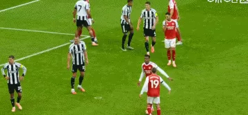 体坛联播｜逆转之夜！阿森纳2比1绝杀纽卡，巴萨登顶西甲-第3张图片-