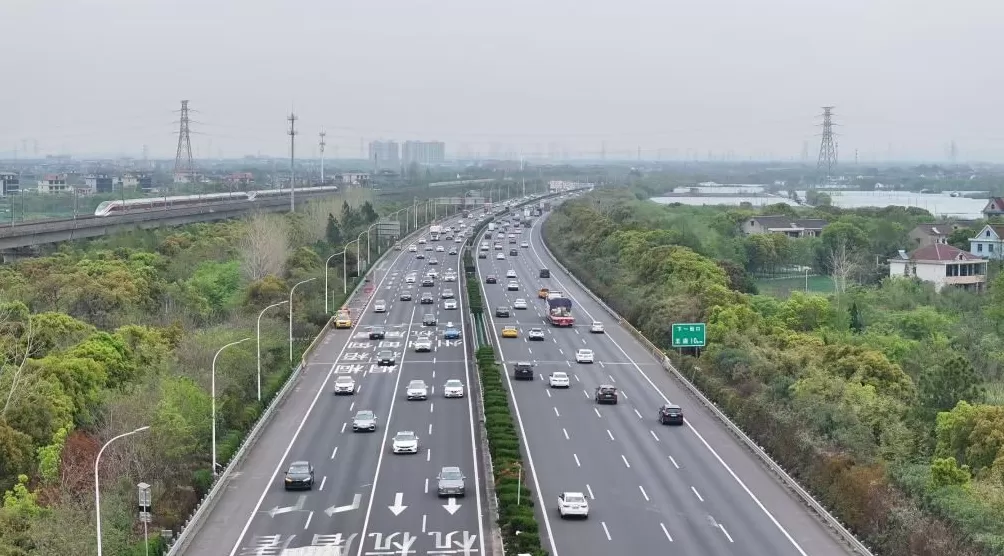 嘉兴高速国庆假期将投用无人机蜂巢巡检系统，可快速发现路面异常-第1张图片-