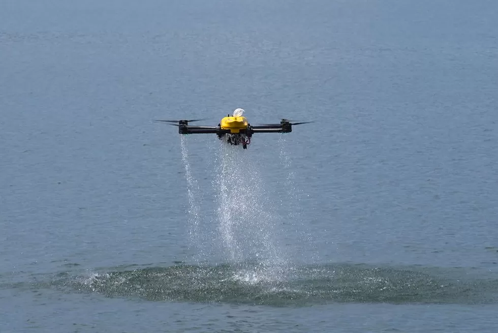 青春华章｜上天入海的“哪吒”如何炼成？学生“炸机”，导师跳水打捞-第6张图片-