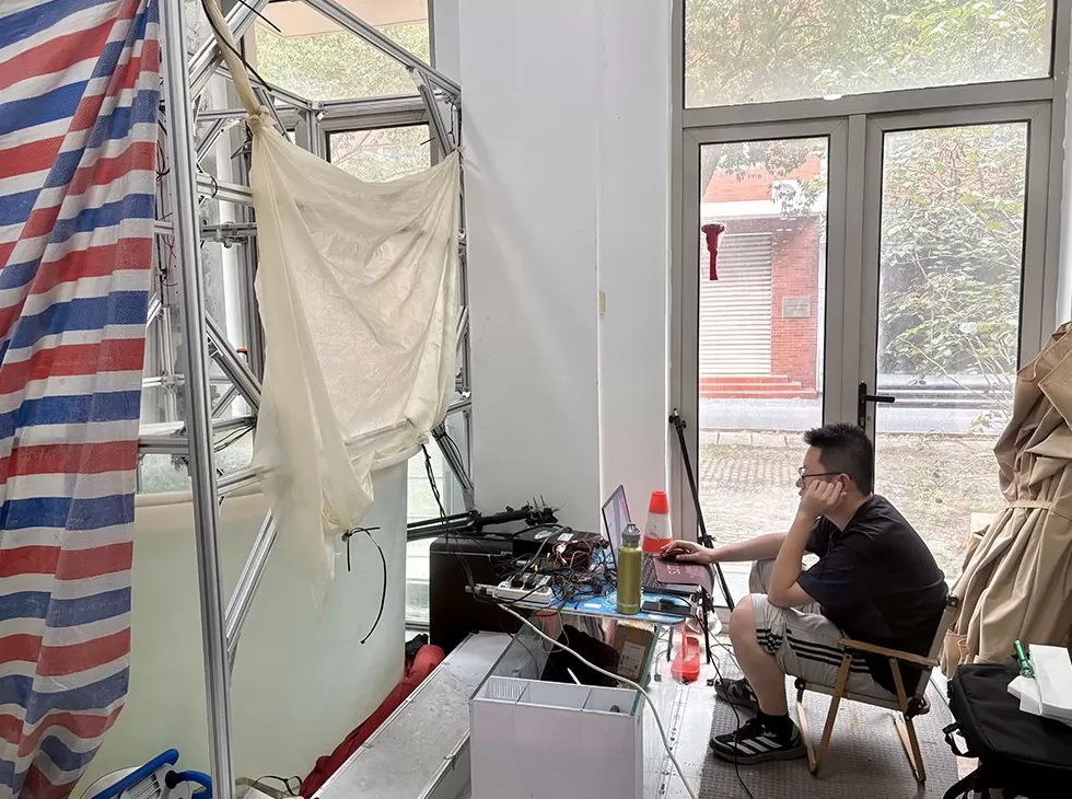 青春华章｜上天入海的“哪吒”如何炼成？学生“炸机”，导师跳水打捞-第7张图片-