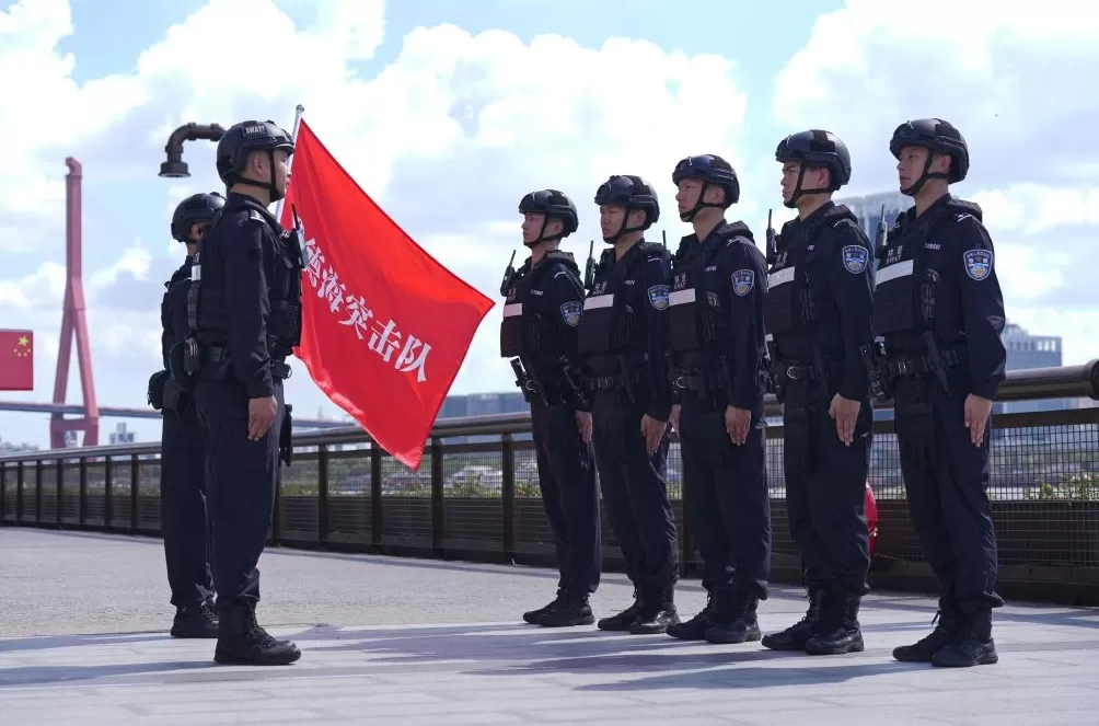 以行动告慰英灵，上海公安机关开展烈士纪念日活动-第1张图片-