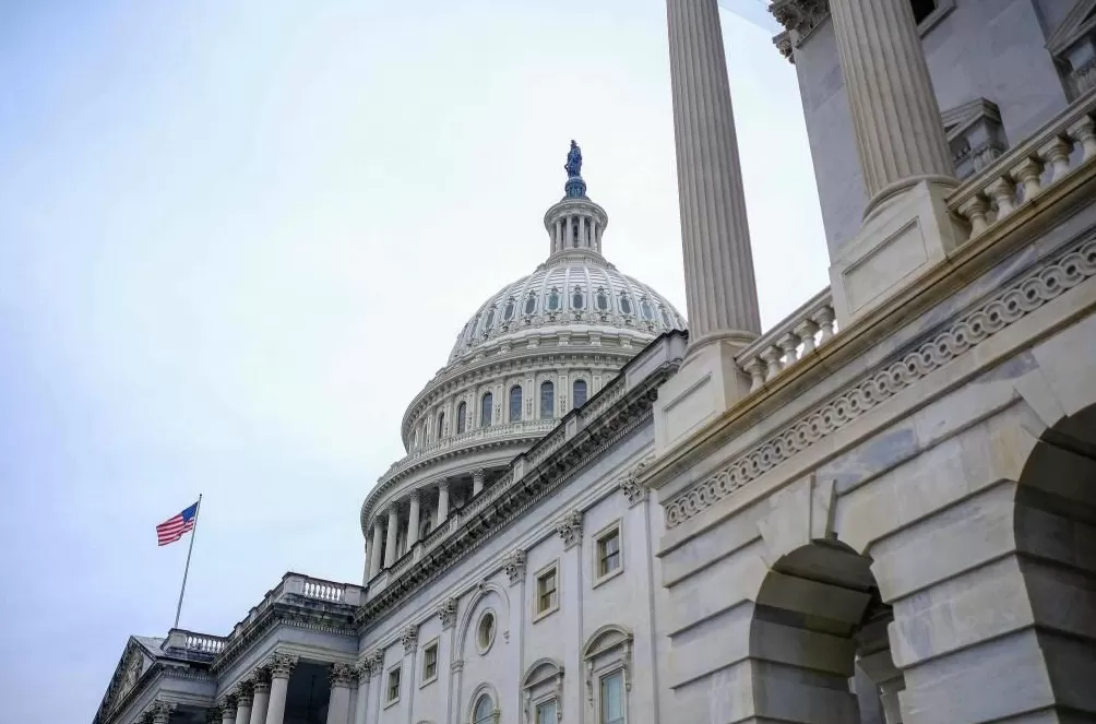 特朗普：若政府“关门”大量联邦雇员可能被裁-第1张图片-