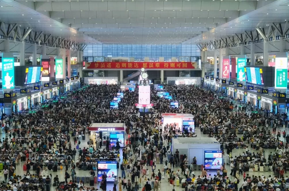 长三角铁路今日预计发送426万人次同比增9.5%，有望创单日新高-第1张图片-