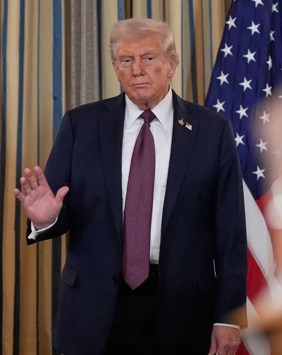 特朗普宣布：征税100%-第1张图片-