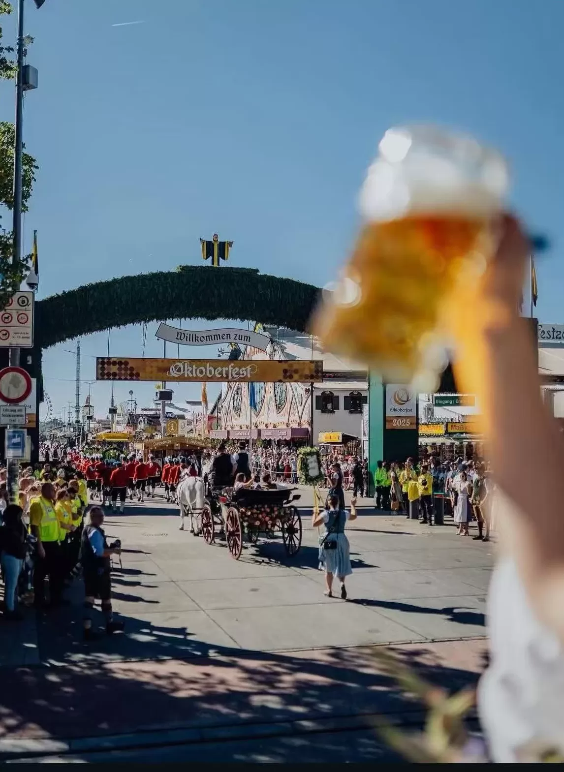 慕尼黑啤酒节：在吃与喝的盛宴中回到彼此之间-第1张图片-