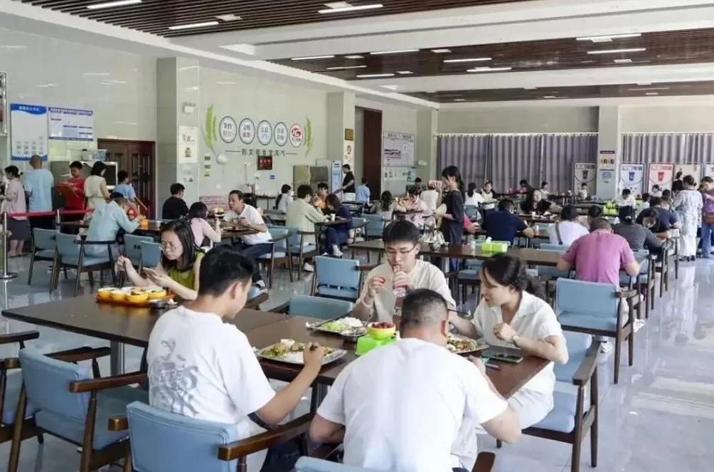 机关食堂假期对外开放，未来能否常态化？-第1张图片-