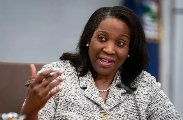 美最高法院阻止特朗普解雇美联储理事库克-第1张图片-