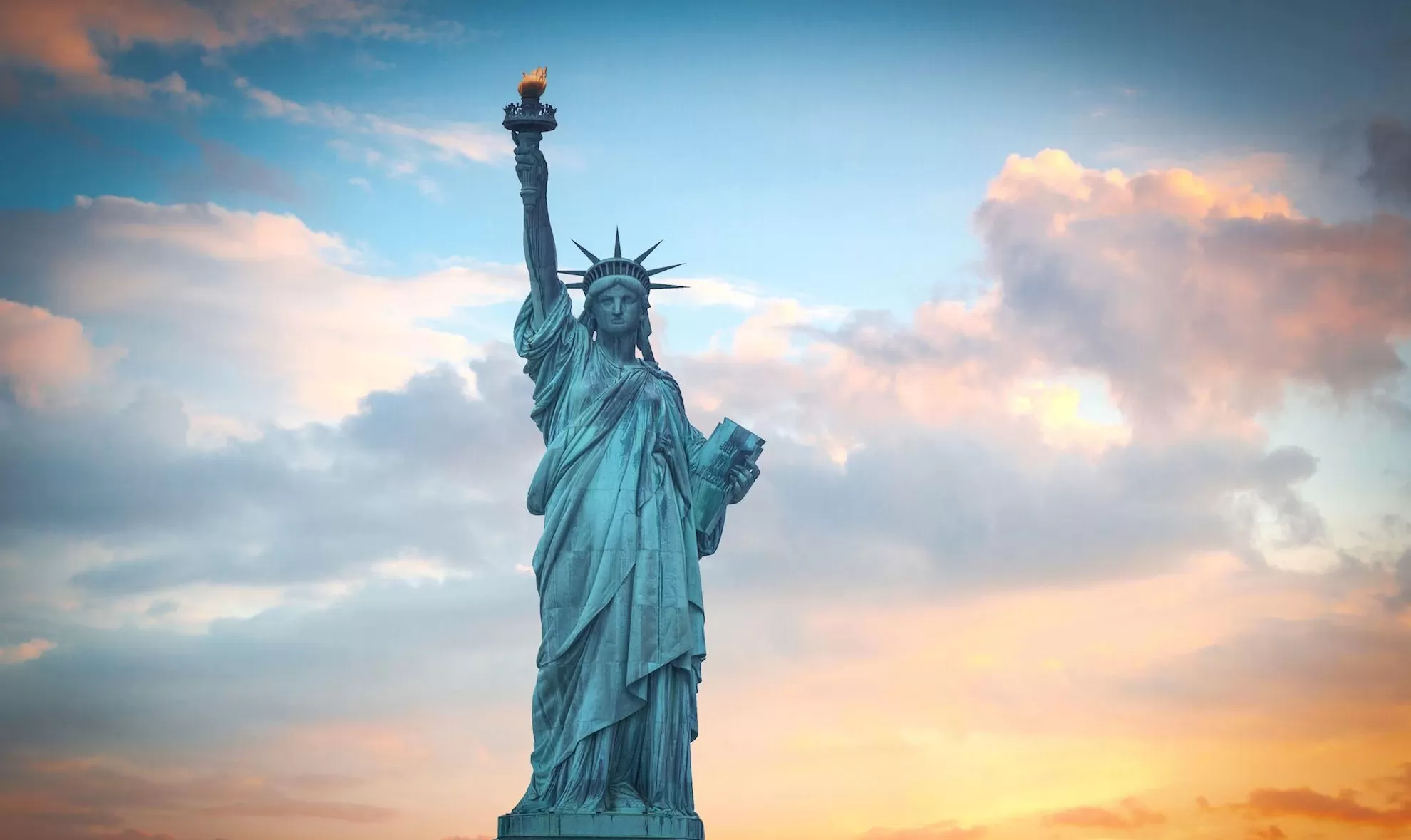 纽约州拒掏钱，自由女神像火炬或因政府停摆而“熄火”-第1张图片-