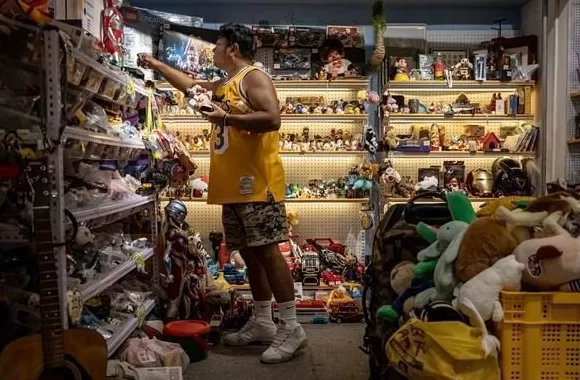 当年轻人走进二手市场-第4张图片-