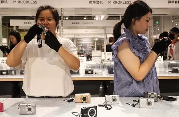 当年轻人走进二手市场-第6张图片-