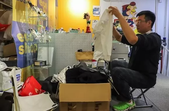 当年轻人走进二手市场-第7张图片-