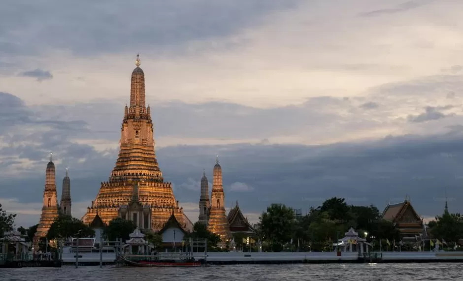 日韩狂飙、泰国遇冷，中国出境游恢复了八成-第2张图片-