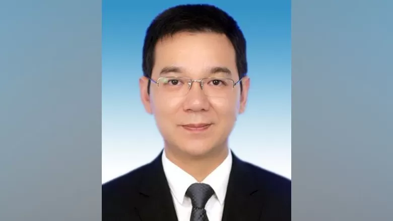 杭州市副市长章登峰不再兼任滨江区委书记,区长郑迪“接棒”-第1张图片- 杭州市副市长章登峰不再兼任滨江区委书记,区长郑迪“接棒”-第1张图片-