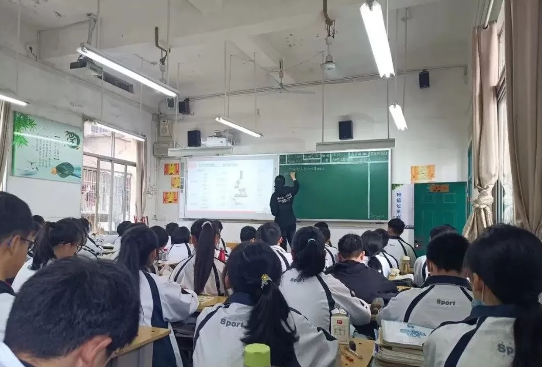 江西上饶初中生物教师郑忆晴因病去世，年仅35岁-第1张图片-