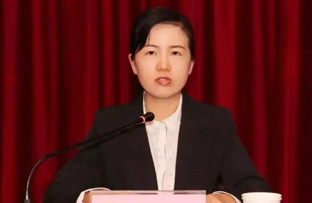 云南鹤庆县委书记段红丽履新大理州政府党组成员-第1张图片-