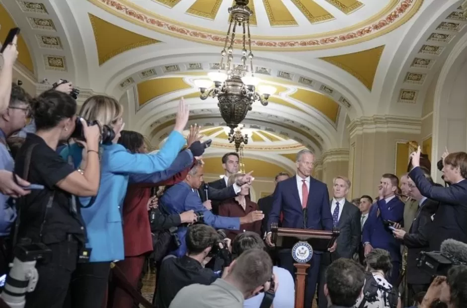 美国因政府停摆，冻结260亿美元民主党主政州的联邦资金-第7张图片-