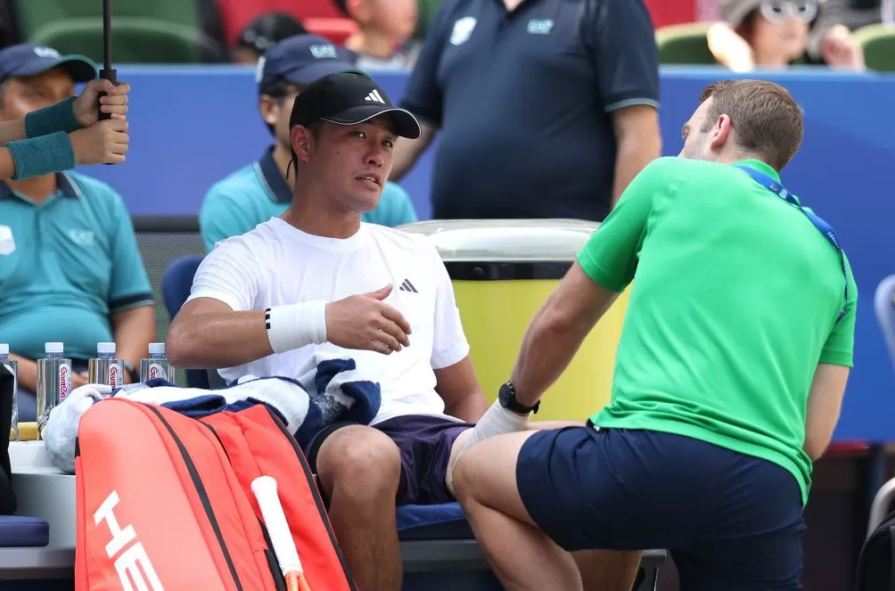 上海大师赛中国军团集体出击，商竣程、布云朝克特突破首轮-第1张图片-