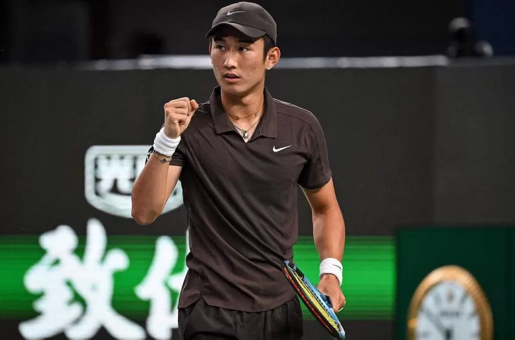 上海大师赛中国军团集体出击，商竣程、布云朝克特突破首轮-第2张图片-