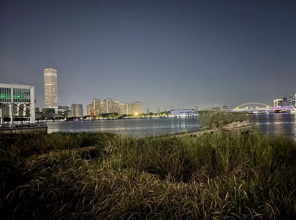 发现夜上海｜是什么让西岸梦中心跻身顶流？松弛感如何吸引年轻人？-第2张图片-