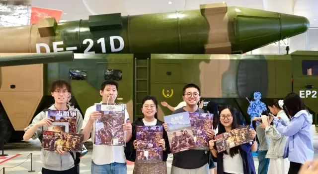 全国各地76家观影团共看《志愿军》，观众：国庆节最有意义的安排-第4张图片-