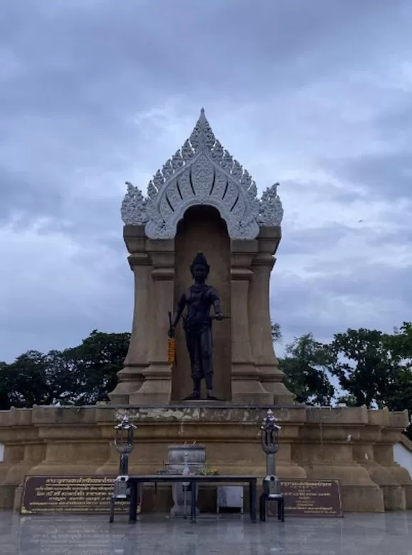 郑信在洛坤：泰国南部的反叛、和亲与遗腹子-第6张图片-