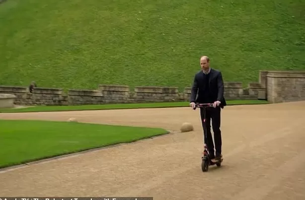 威廉王子首次承认，继位后会有“变革”，哈里久违被哥哥指名提及-第2张图片-