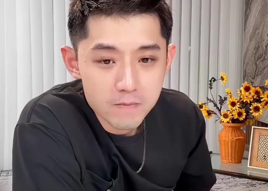 张继科回应落水：与副市长等10人同行帮朋友拍照时被谁给踹了一脚-第2张图片-