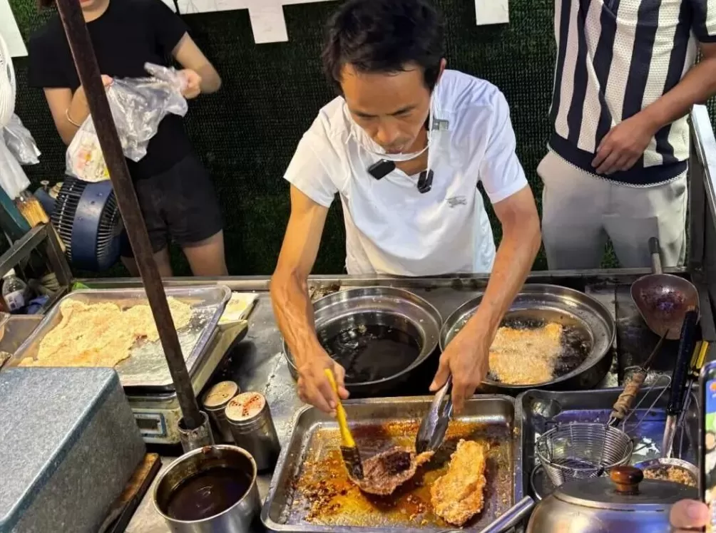 累出痛苦面具的鸡排哥，却让景德镇本地人爽翻了-第9张图片-