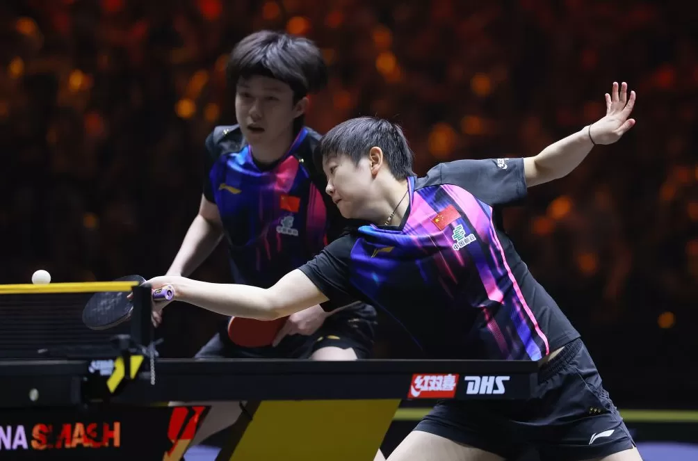 “莎头组合”再夺金！王楚钦/孙颖莎收获中国大满贯混双金牌-第1张图片-