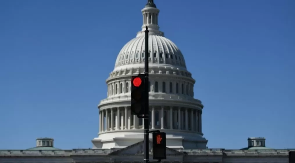 时隔12年美国非农数据再度延迟发布，如何影响市场降息预期？-第1张图片-