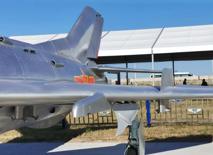 讲武谈兵｜战斗机改装无人机，“一机三用”物尽其用-第4张图片-