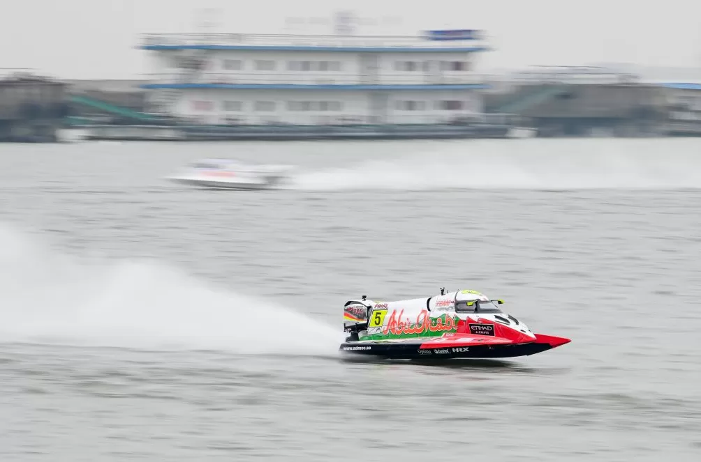 魔都眼·国庆｜打造“双F1之城”，世界顶级摩托艇赛开赛-第9张图片-