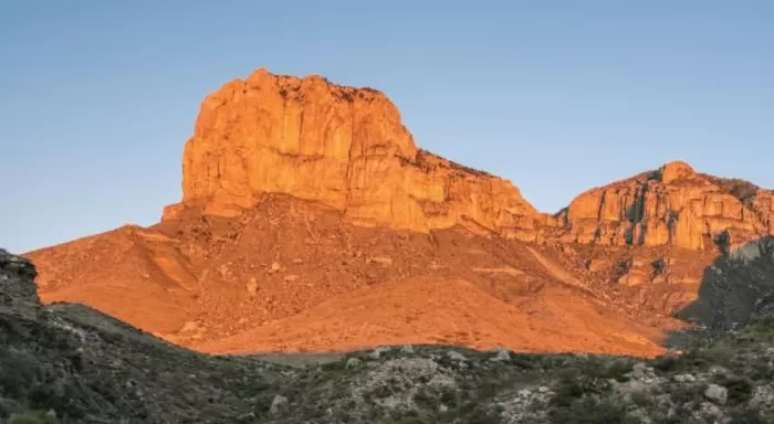 23岁网红攀岩时坠崖，直播间观众目睹坠亡瞬间-第2张图片-