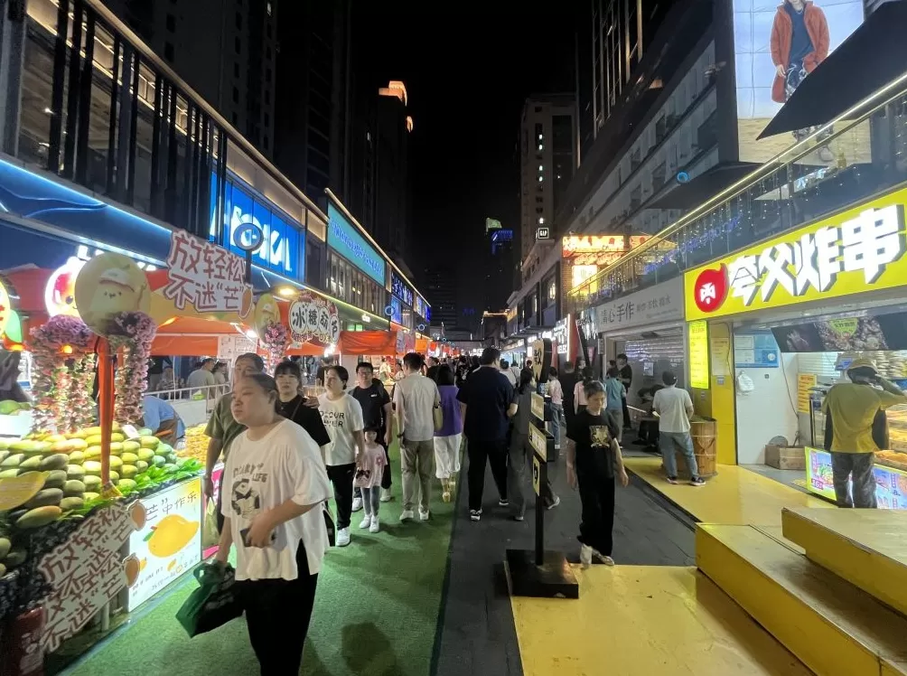 发现夜上海｜生活气息和精致时尚交融，为何说这个街区无可替代？-第4张图片-