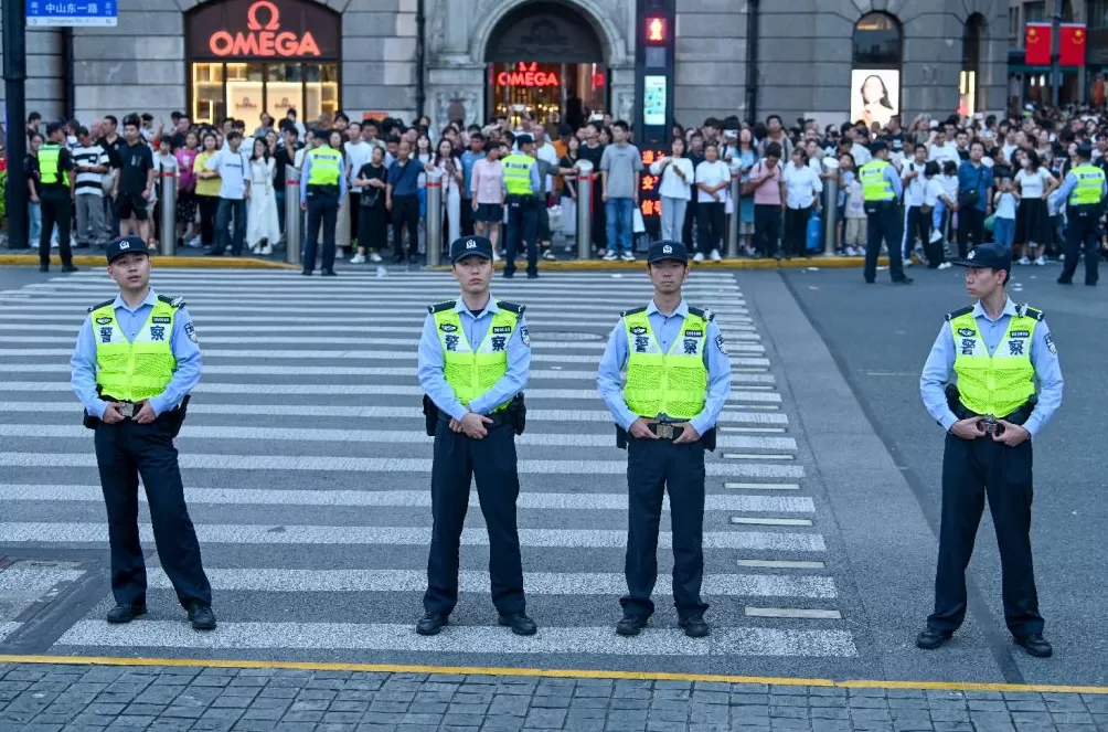 魔都眼·国庆｜各景点人从众，假期过半外滩客流已超221万-第8张图片-